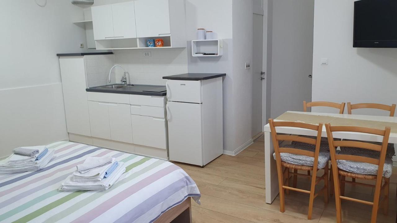 Apartments Vera Barbariga Bagian luar foto